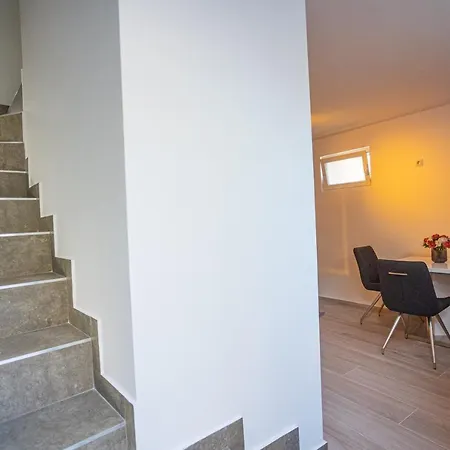 Stone House Iris Σπίτι διακοπών Σπλιτ