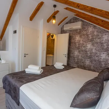 Stone House Iris Tatil Evi Split